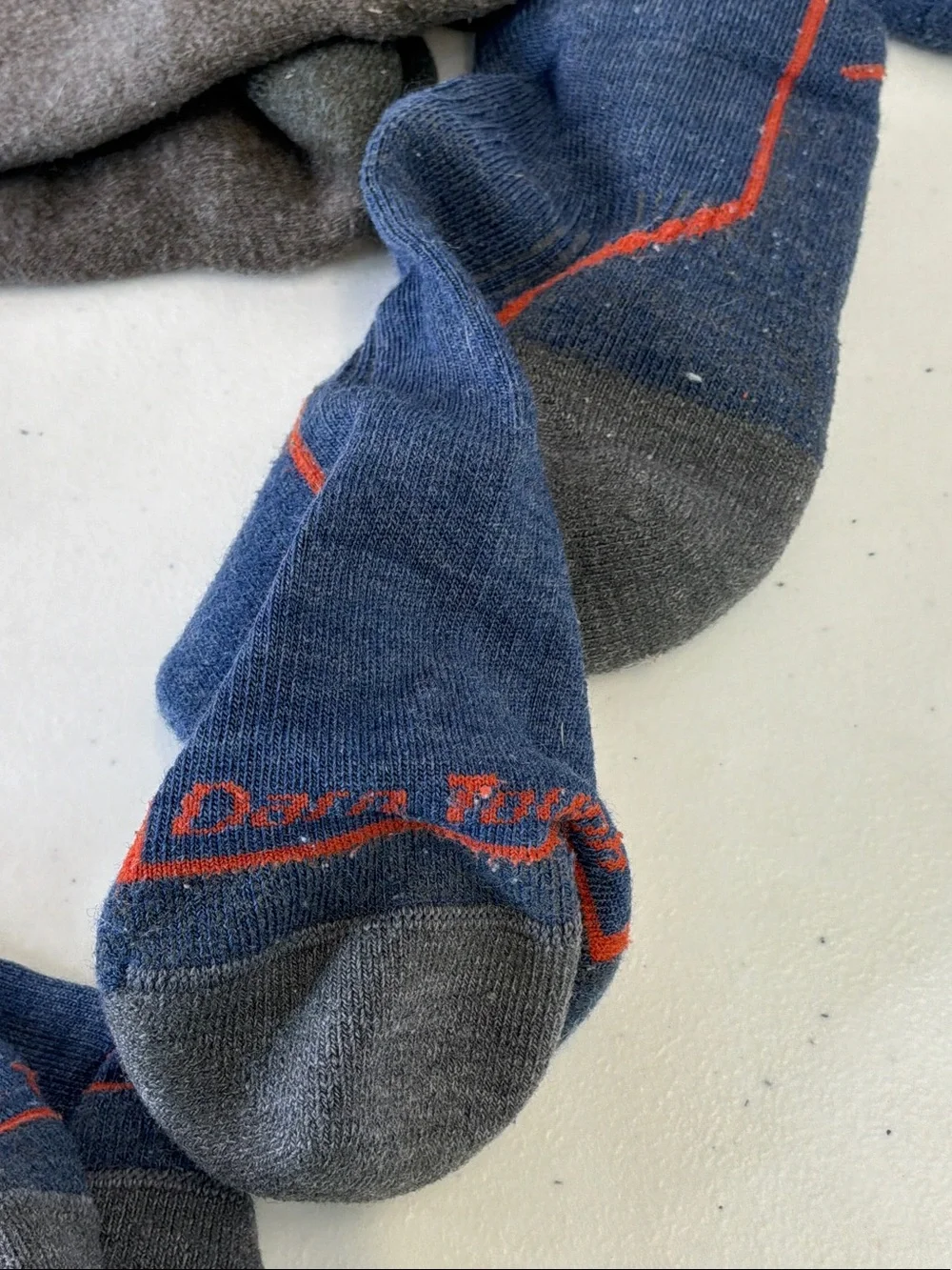 Darn Tough Lot of 3 Merino Sz M 1/4 socks